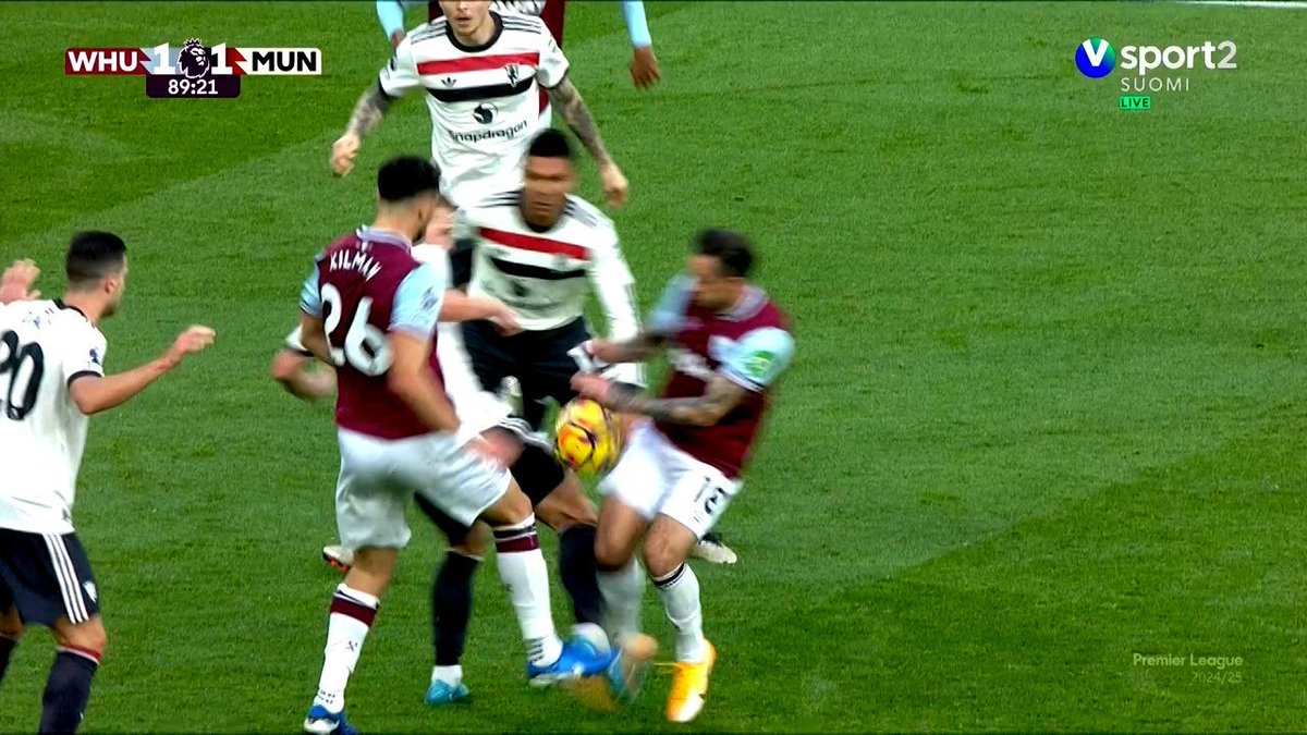 terryflewers's tweet image. Guess which one VAR gave as a penalty!