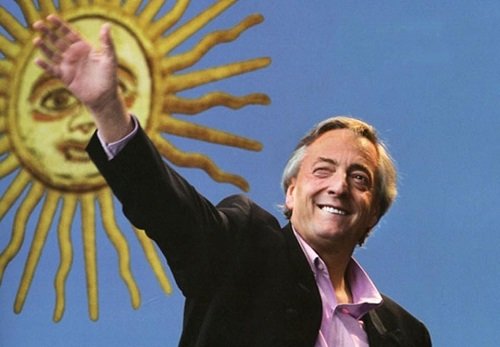 Nos marco un camino! Nos forjó como generación en la política! Hoy más que nunca hay que salvar la patria siguiendo lo que nos pidió! Militar y generar conciencia ciudadana! 

🇦🇷❤️✌🏻
#NestorVive
#NestorEterno