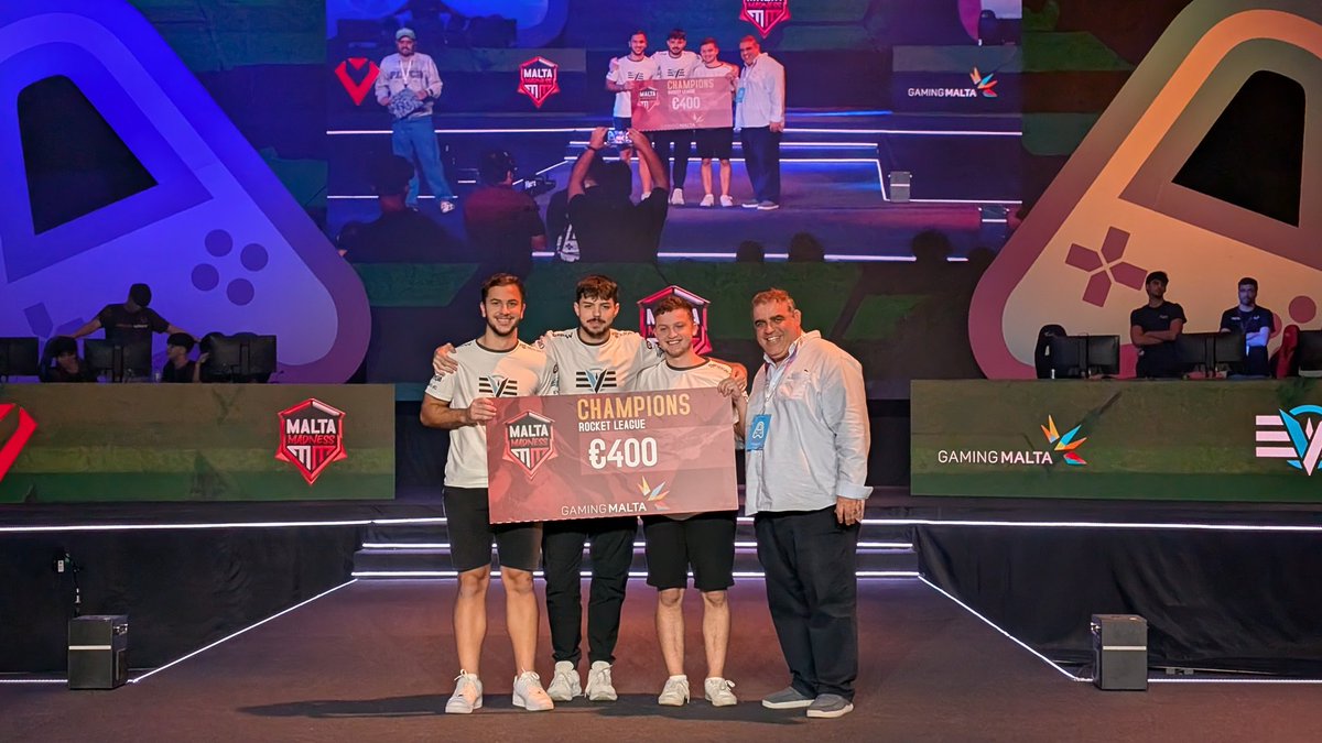 project_eversio's tweet photo. 🏆💙 https://t.co/K5paTJtg6p