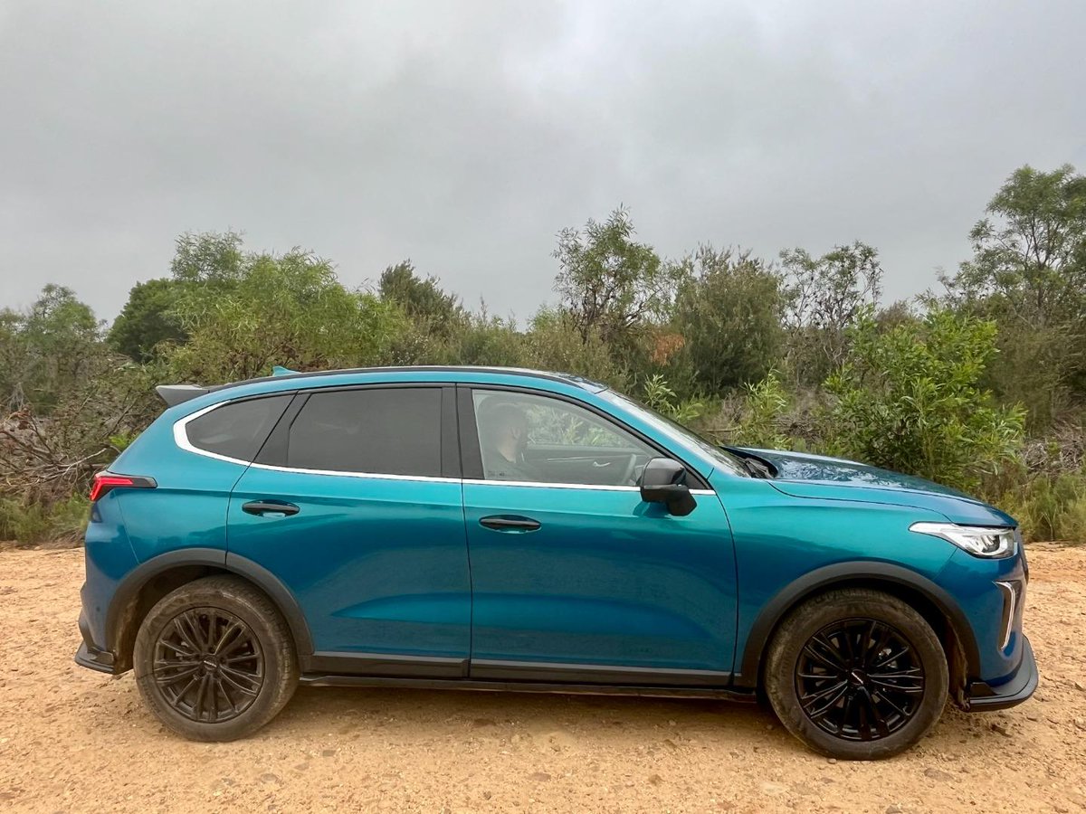 AutoTraderSA's tweet photo. The updated Haval #JolionPro has all the bells and whistles but finds itself in a highly competitive segment. Would you consider a #Jolion over its key rivals? https://t.co/Dl0zc4gJOX https://t.co/BN0xVkZTAE