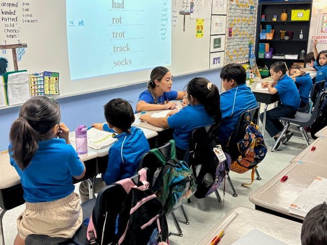 NIFDI's tweet photo. A group of students working on Corrective Reading Decoding Level A at IDEA Harlingen does their independent work while their teacher, Ms. Flores, monitors and gives corrective feedback.
#DirectInstruction #DI #K12 #reading #education #teaching #NIFDIsupport https://t.co/GDQZBkpdWJ