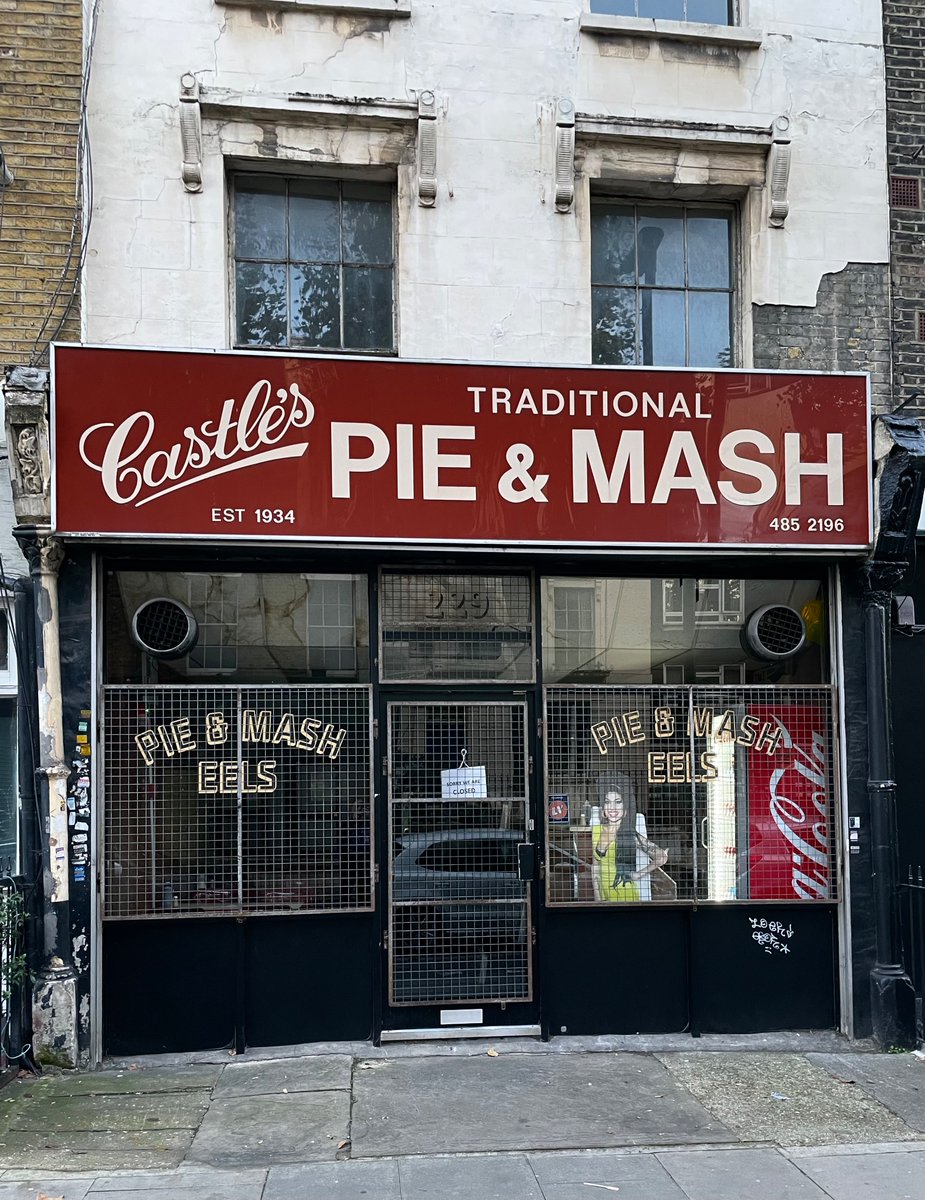 jon_cooper75's tweet photo. Camden NW1, on the way to The Old Eagle… 🎸 🥁 https://t.co/TUtqN8jjpf