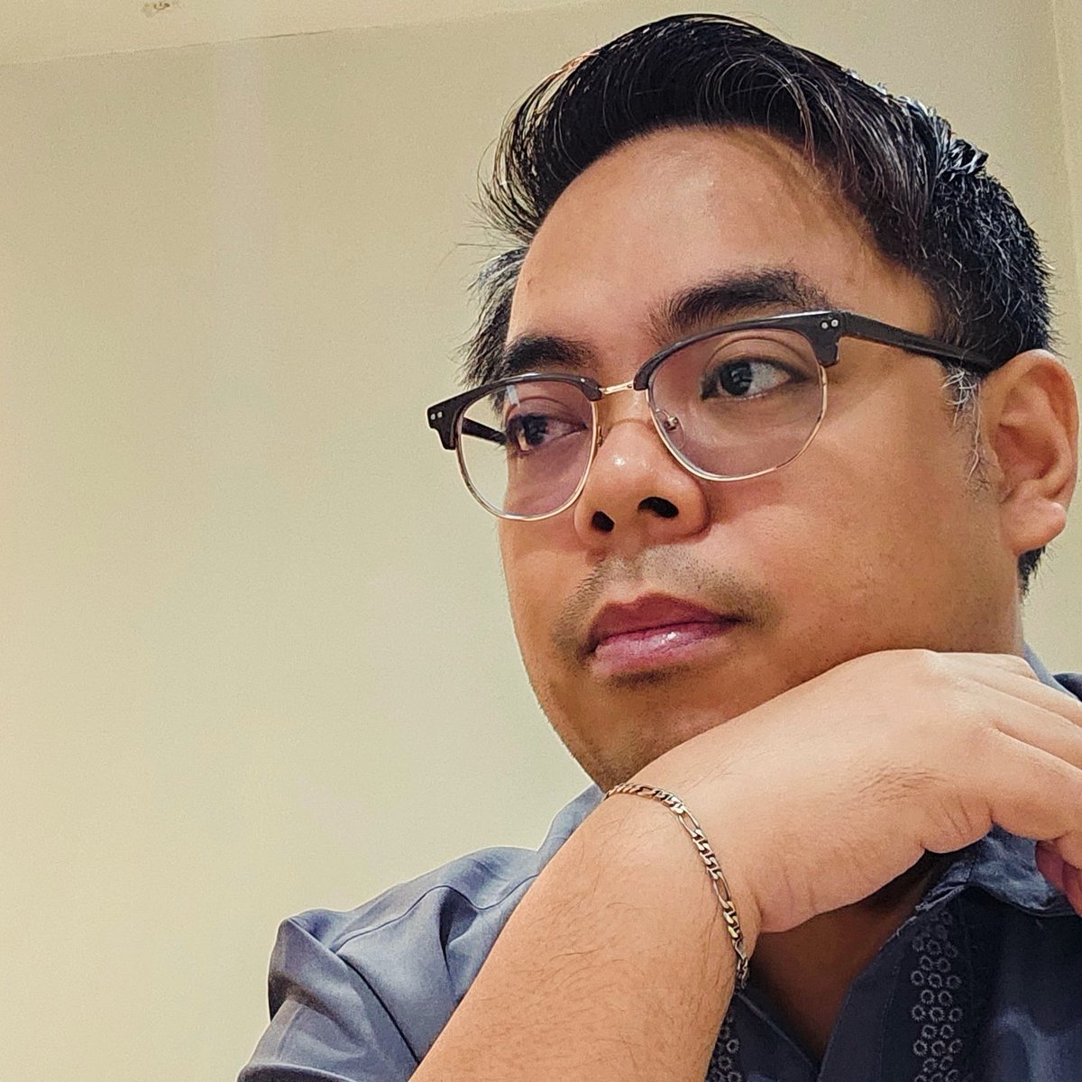 iudacanay's tweet photo. #NewProfilePic https://t.co/pnETma5i0u