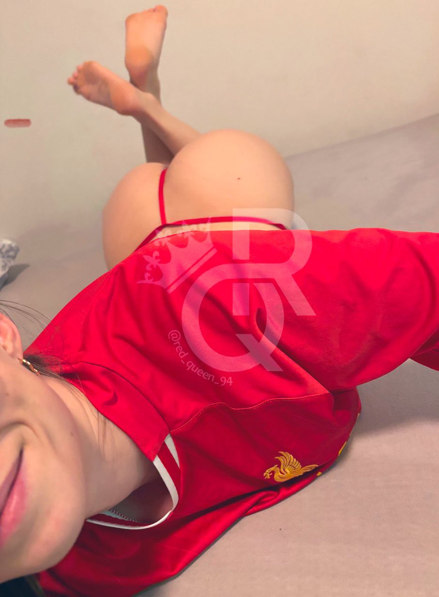 red_queen_94's tweet photo. Let’s play while watching the game 

I want to humiliate some Arsenal fans https://t.co/PUFpyMYyH3