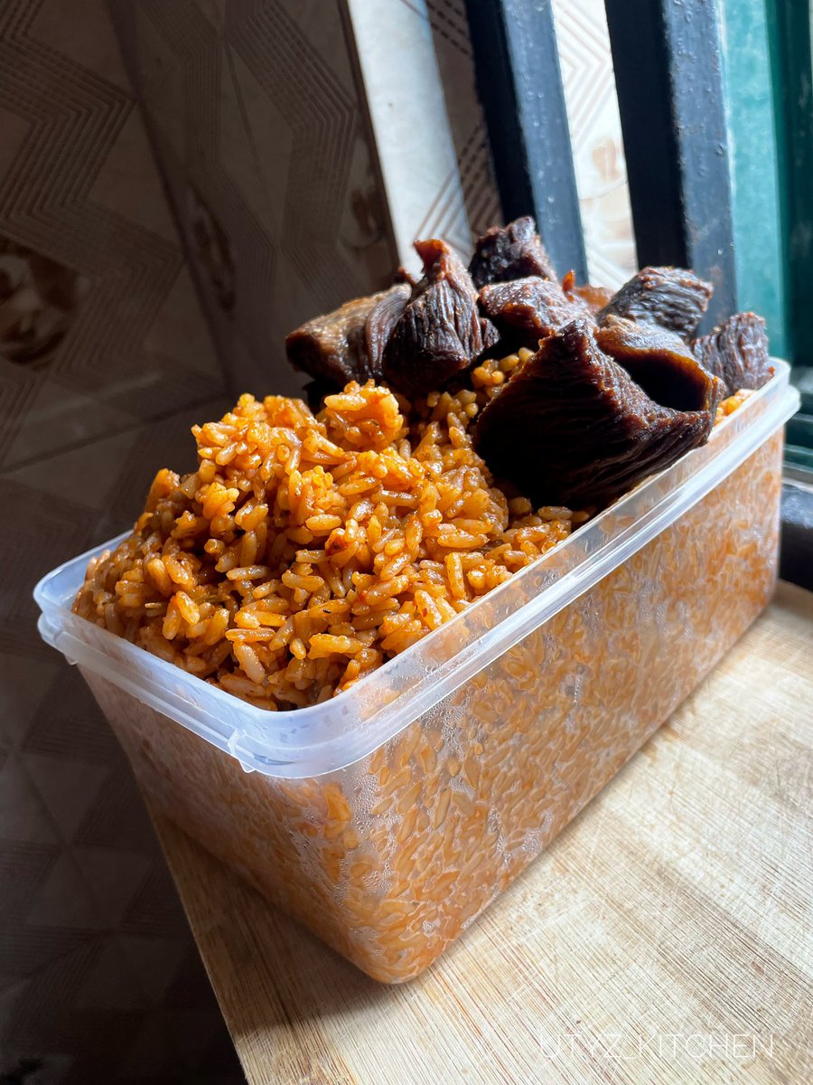 utychrisy's tweet photo. What is Sunday in Nigeria without rice ? 
What did you have for lunch ? https://t.co/l28ZHr1ivq