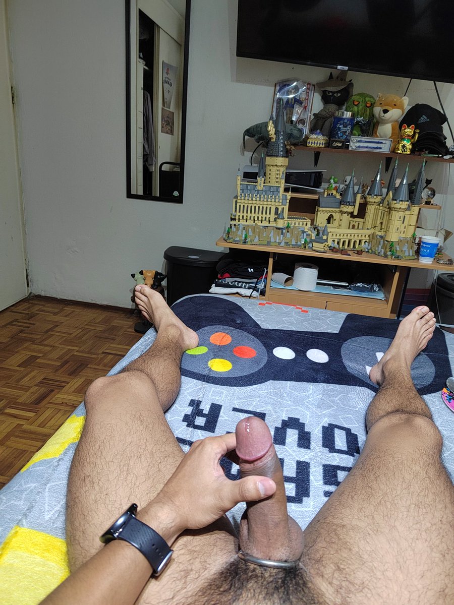 johnnstra's tweet photo. Límpiame el precum con tu lengua https://t.co/fKbWiZuGnW