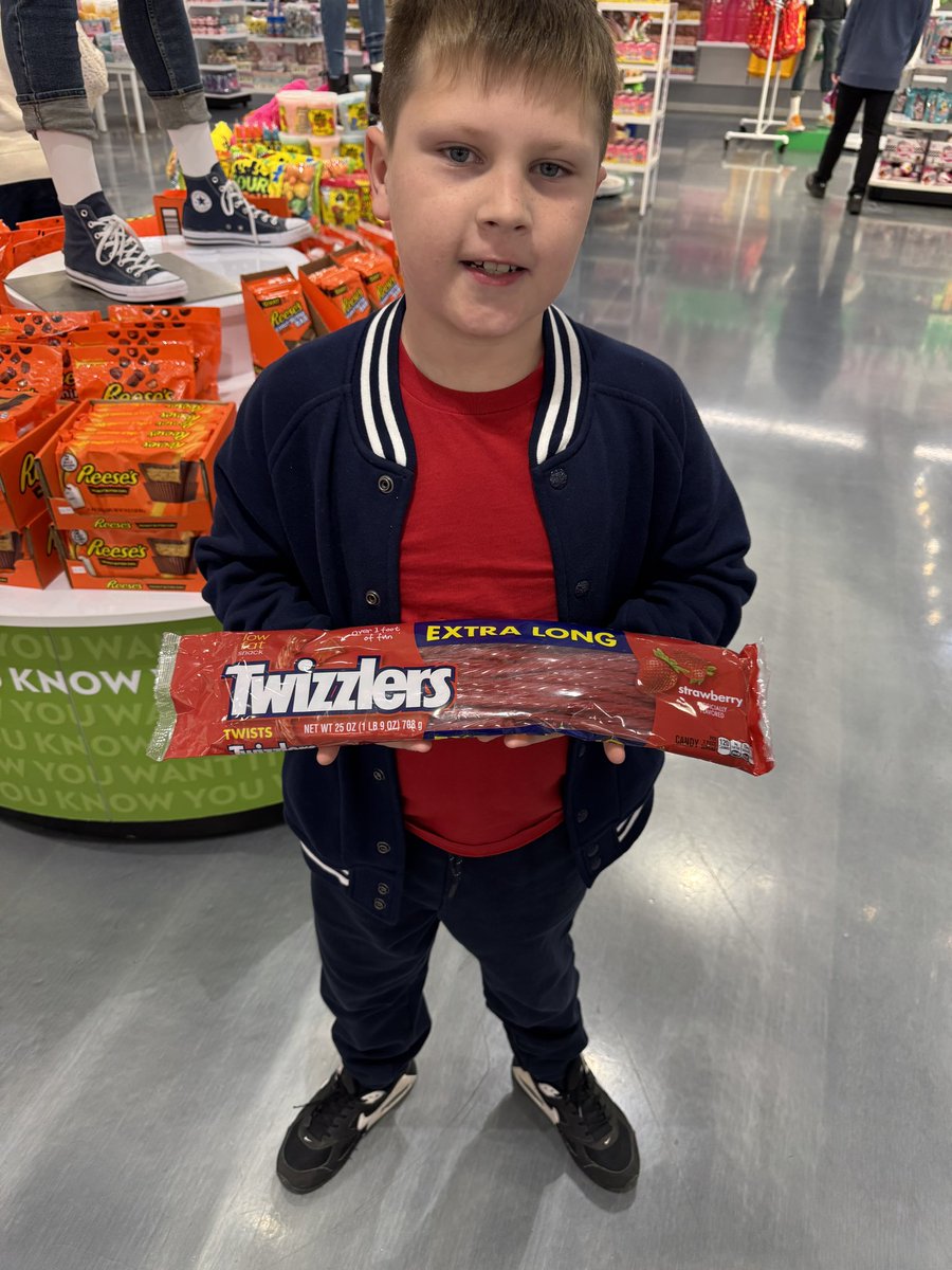 Hey <a href="/BDiffley20/">Brien Diffley</a> we got your twizzlers see you when we’re back at the Belfast game 😄