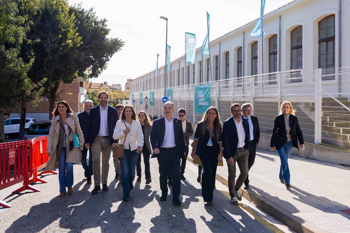 Passem a l'ofensiva‼️
Per renovar compromisos i liderar l'alternativa del país amb el President <a href="/KRLS/">krls.eth / Carles Puigdemont</a> i el Secretari General <a href="/jorditurull/">Jordi Turull i Negre</a> 

🙌 Honor immens d'assumir la Secretaria d'Organització, gràcies per la confiança. Preparats per treballar amb i per vosaltres! #CongresJunts