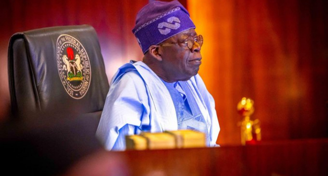 channelstv's tweet photo. Tinubu Is Not T-Pain, He Feels Nigerians’ Pain – Onanuga
https://t.co/hc3bTujvxK https://t.co/1PVFyIHdOg