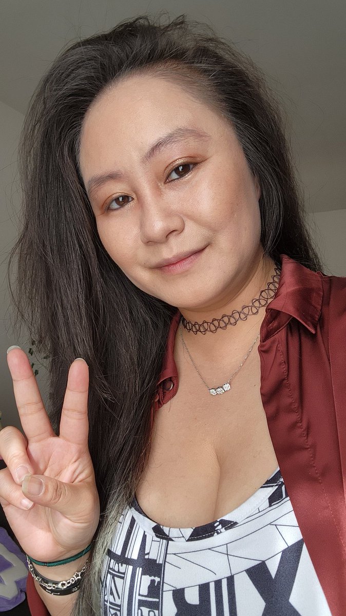 MerdreaStar's tweet image. Who's ready for some IRL today?! 

...this girl... 🧧

Gonna get us some food, some boba &amp;amp; check out the huge lantern festival that's happening in LA! 

Stop by to support the IRL community's Raid Train.

irlraidtrain.carrd.co 🚋
My slot is at 3pm (PT) today