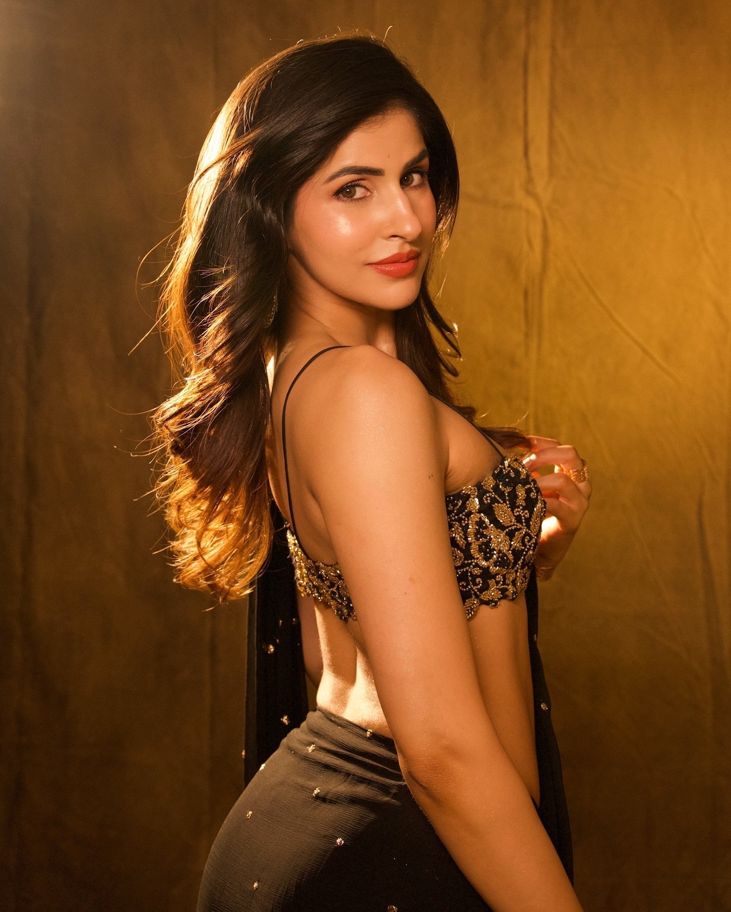 Ga6a8oJW8AAKESW?format=jpg&name=large