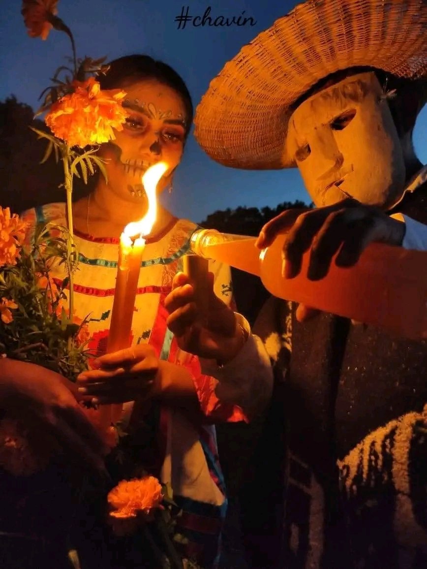 chavinresilient's tweet photo. Hoy inicia la fiesta más grande de los #mazatecos.

 "S'ui K'ien" (Día de Muertos). 

Quienes se adelantaron en el camino nunca se irán, siempre estarán en nuestro corazón.
#HuautladeJiménez #huehuentón #huehuentones 
#Chavín #resiliente #estoico https://t.co/76h3Bips20