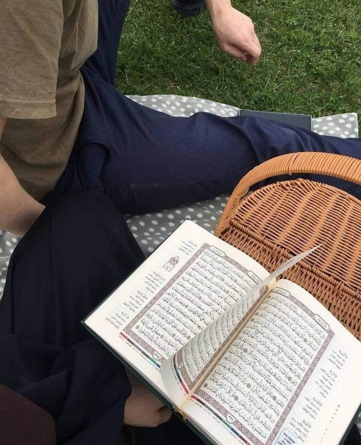 naqa925's tweet photo. "بيتٌ آمنٌ، كله صلاحٌ
طوَل العُمر"🤍 https://t.co/7BPZh1U5u4