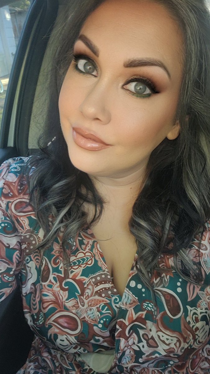 βππͺπππΌπππ«ππππ₯π β‘ (@amommy91) on Twitter photo I know I've been so mia but I came out of retirement yesterday for one of my girls special days. Full face of <a href="/BenefitBeauty/">Benefit Cosmetics US</a> <a href="/CxcBeauty/">CXC Beauty</a> and <a href="/elfcosmetics/">e.l.f. Cosmetics</a> I know I've been so mia but I came out of retirement yesterday for one of my girls special days. Full face of <a href="/BenefitBeauty/">Benefit Cosmetics US</a> <a href="/CxcBeauty/">CXC Beauty</a> and <a href="/elfcosmetics/">e.l.f. Cosmetics</a>