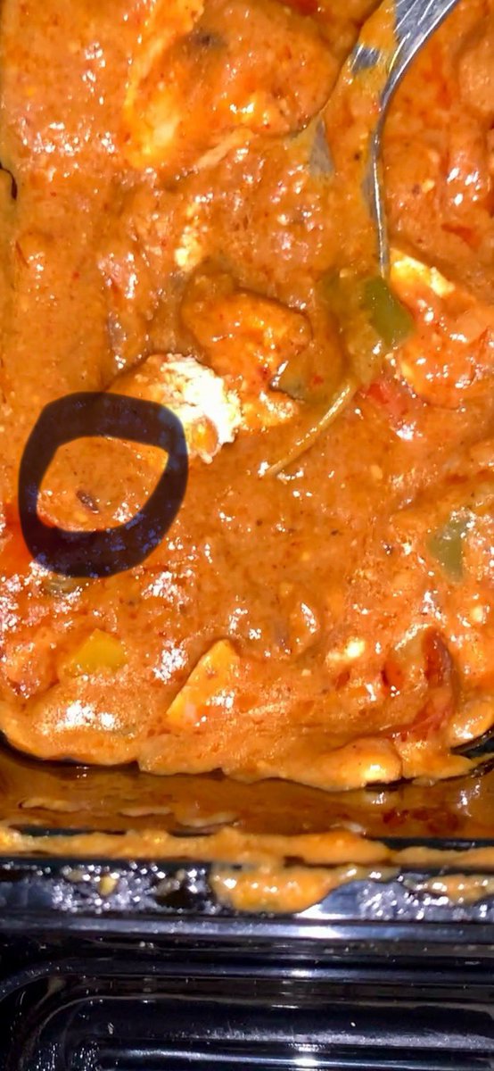 Prashant1082's tweet photo. @Zomato_delivery @zomato @zomatocare @chai_break Live insect in the food Zomato app doesn’t help i share a picture then they also don’t help me i throw the food in the dustbin. Oder given to Chai Break Howrah https://t.co/GlzPneEVgK