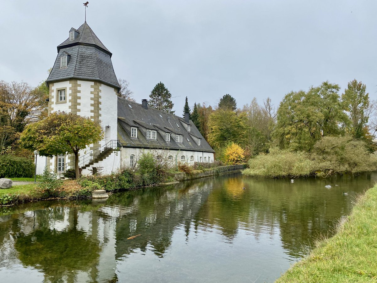 DrolshagenA's tweet photo. Our local museum in Warstein, best way to spend a rainy Sunday afternoon.
#museum #sunday #tourism #warstein #rainyday #art #history #golocal #kupferhammer https://t.co/80chzSS5si