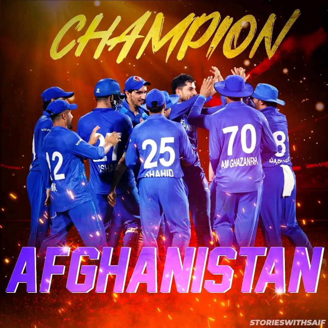 bahaar_208's tweet photo. Meet our champions!!
Stay alert! Don’t confront us in October!
#BlueTigers https://t.co/LEkKnf0ESN