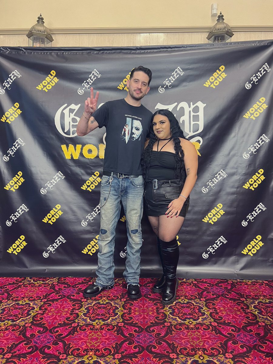 4ngelicaa's tweet photo. “don’t make me time machine, I'll take y'all back to 2014” kicking off a @G_Eazy tour like we never left!!🖤 https://t.co/V0wnXPNN3m