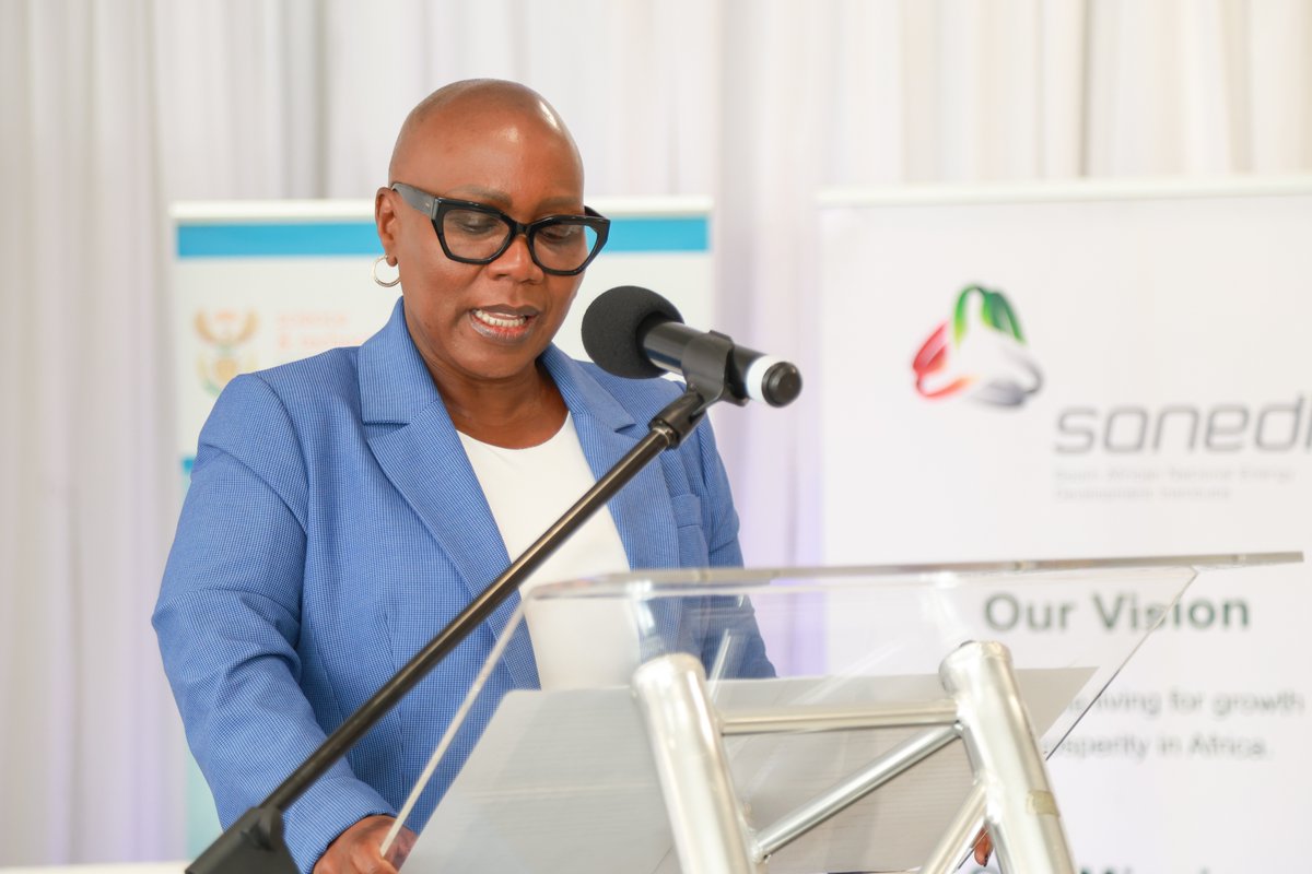 dstigovza's tweet photo. The Deputy Minister of Science, Technology and Innovation, Ms Nomalungelo Gina, attended the @sanedi_org Women in Hydrogen Breakfast, on the 24th October 2024 at the Eskom Academy of learning in Midrand #SANEDI #WomeninHydrogen #DSTI #ScienceSavingLives #SouthAfrica #Itspossible https://t.co/s93F7ASj8V