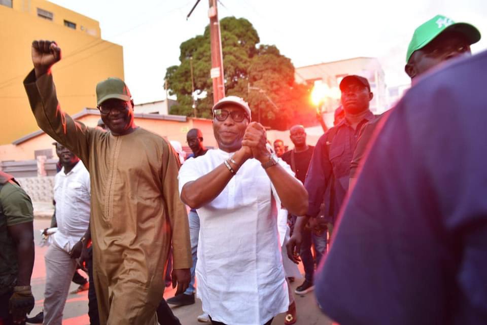 mingas_as's tweet photo. Barthélemy Dias est un homme politique que j’admire énormément, un homme qui a une vision et des principes en matière de politique. Mon choix porte sur lui et je pense qu’il a fait un bilan significatif à Dakar. « Toutti Wax, Job Lou beuri ». https://t.co/4nmlbGFONB