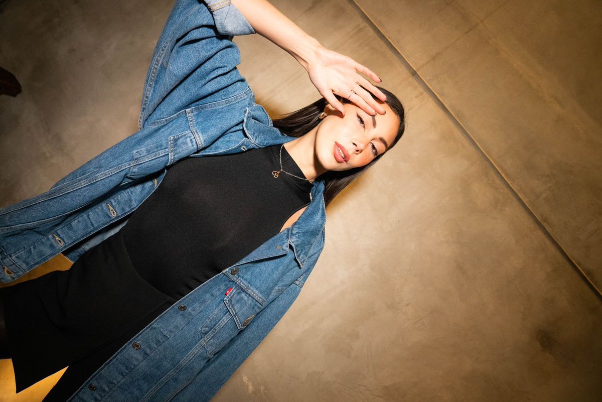 BOOKAgencyMX's tweet photo. María Malo & Israel Capetillo x @LEVIS #LiveInLevis 👖❤️🔥 | #KeniaOsVOGUE | Vogue México y Latinoamérica | #BOOKPR
.
.
📸 @diegoalanis__ph | @dievko
.
.
#BOOKAgencyMx
#BOOKPRMx #BOOKAgency #BOOKPRcreators #BOOKPRKOLS #TalentoBOOK https://t.co/tPMBP0PdZL