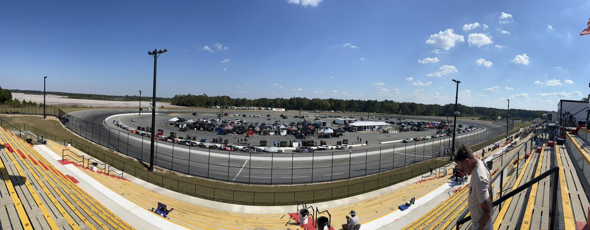 Coach_Wilson_RB's tweet photo. Awesome Saturday night at @CordeleSpeedway for the rebirth of the crown jewel of Georgia short track racing with the World Crown 300. Enjoyed every lap and getting to walk the front stretch with a chance to meet @bubbapollard26 https://t.co/BBLhKUtS5J