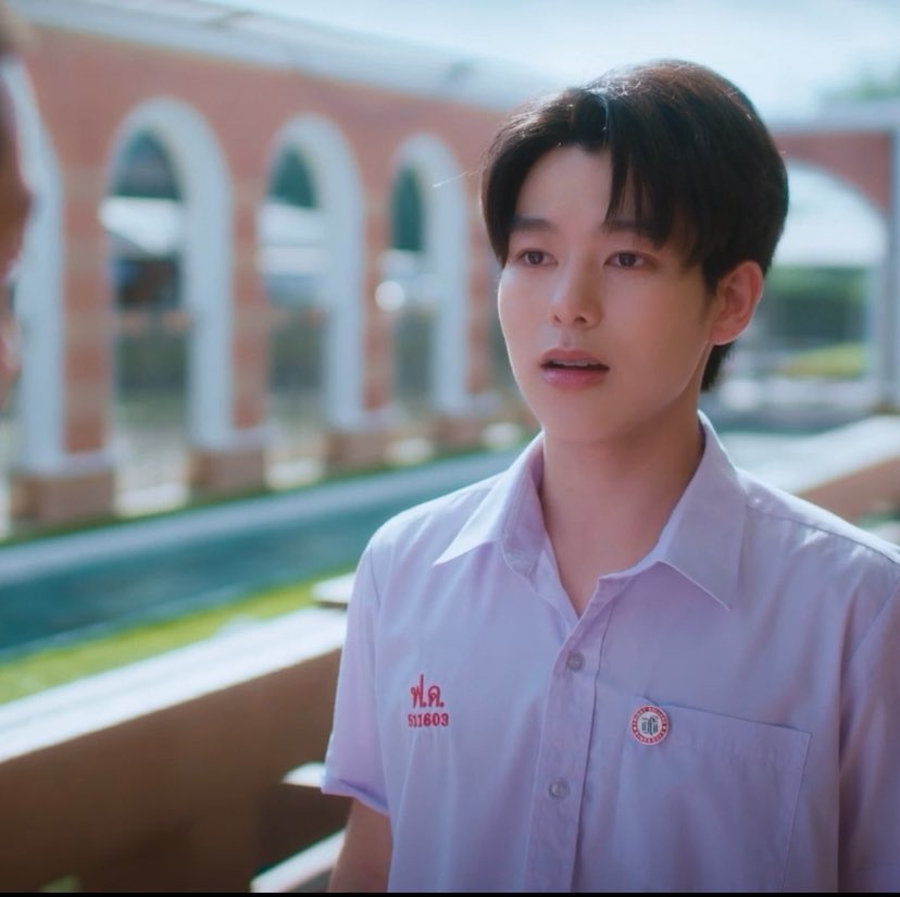 lunaristm's tweet image. เอิ้นมันคาดหวังมากนะว่าโน่ต้องดูผลออดิชั่นมาให้แน่ๆ แต่เปล่าเลย โน่ดูแค่ชื่อวงสภาด้วยซ้า แล้วให้เอิ้นไปดูประกาศเองหน้าชมรม จ๋องเลย นี่เจ่บแทนเลยว่ะ เอิ้นกลับบ้านเราเหอะลูก🫂😭

#LoveSick2024EP7