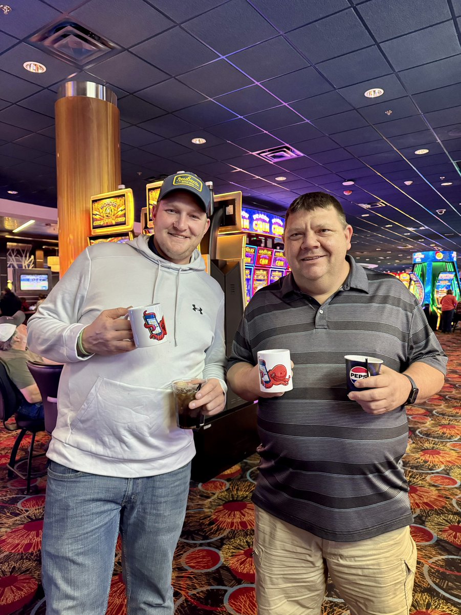 grandcasinoMN's tweet image. Ocho took over Grand Casino this weekend! 🐙

Courtesy of Grand on Demand, mugs were gifted to Guests who downloaded our recently launched app. They&apos;re all set for cozy season — gaming + warm sips.  ☕️

Details ➡️ bit.ly/3LDXlt7

#App #Gaming #AppForThat  #GrandOnDemand