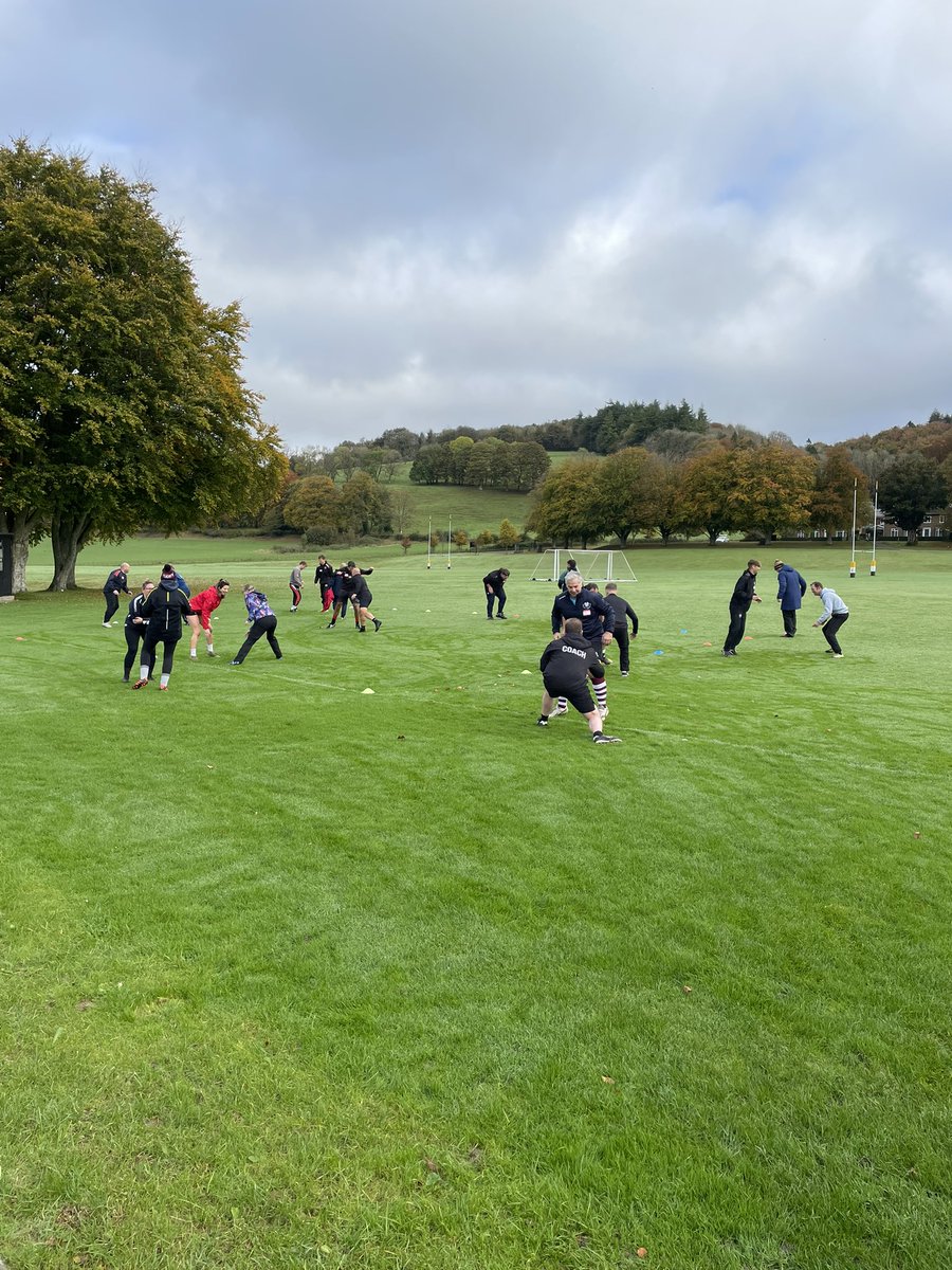 rfuswestgamedev's tweet photo. Great day of coach development @MiltonAbbey on the #ERCoachingAward course #RugbySafe #GameZone #SkillZone #PrinciplesofPlay https://t.co/YAZeiPmTxu
