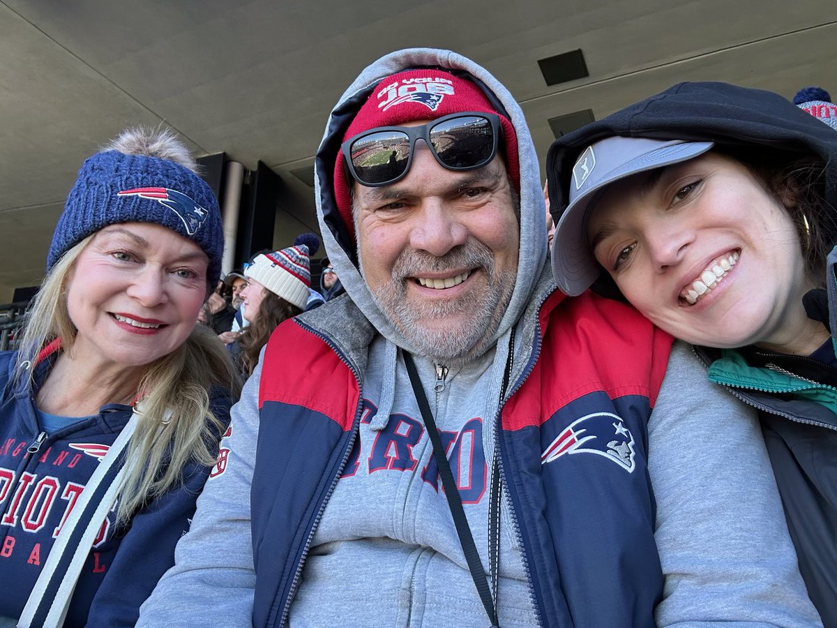 bobmule's tweet image. With my Goyles  at Pats v Jets