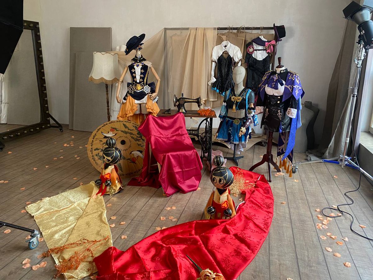 My Chiori backstage photos!

#原神 #genshinimpact #Chiori #chioricosplay #cosplay #千织 #千織