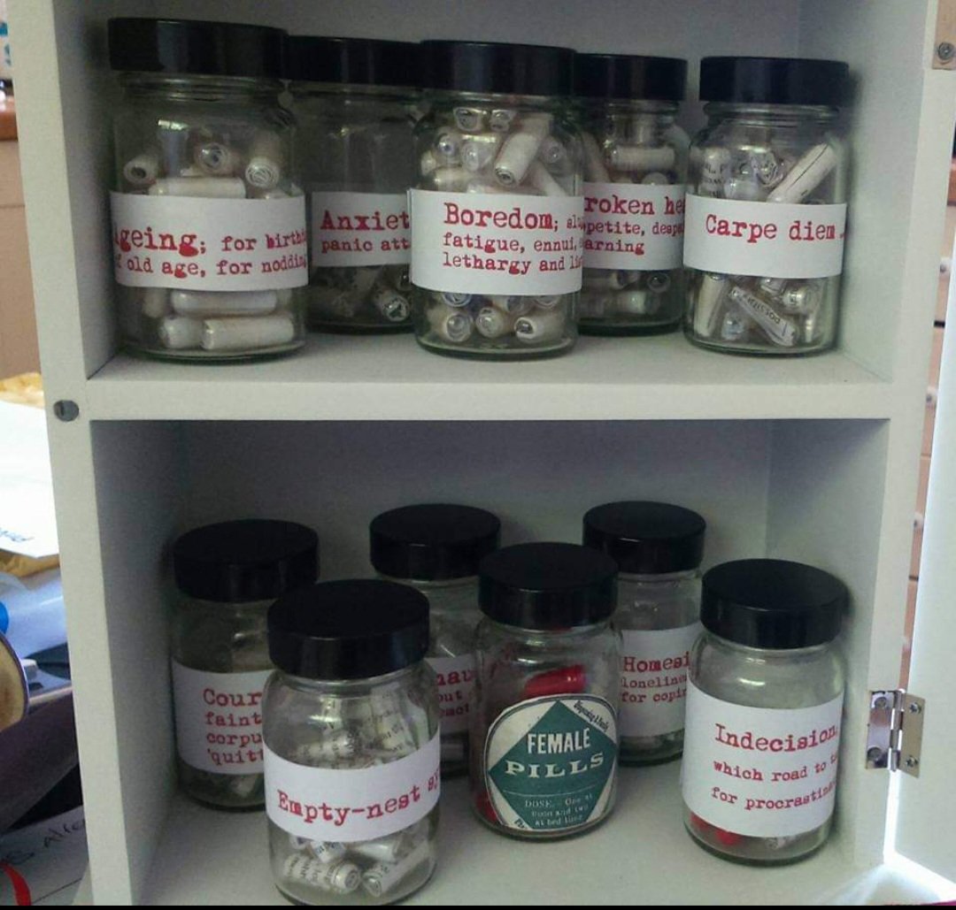 Poetry Pharmacy 🚑💊📚🇪🇺 tweet media