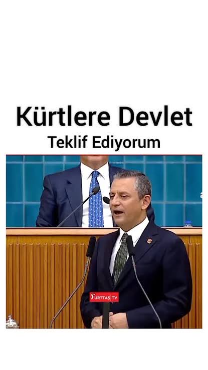 "Babanın devleti mi, sen devlet veriyorsun ona buna ?"
🇹🇷Cihat Yayci - Flash TV