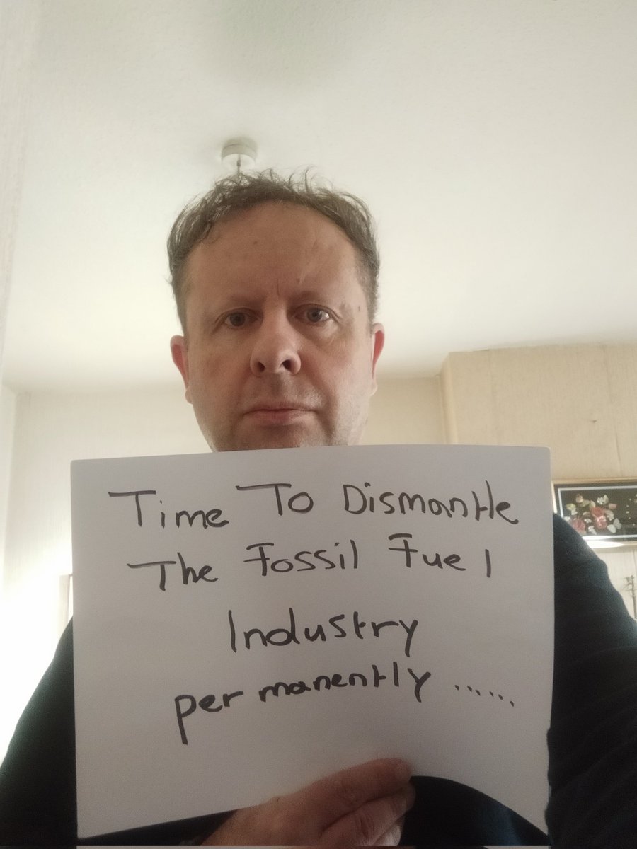 rhosking252's tweet photo. 🗣️📢⚠️🛢️🌎🛢️⚠️🌍⚠️🛢️🌏🛢️⚠️🗣️📢🔥🔥
DAY 64: OIL INDUSTRY IS KILLING YOU: @Janefonda @AP @Channel4News @DailyMailUK 

In the time it takes me to write this, another community on our planet will be underwater thanks to dangerous climate collapse.......... https://t.co/lOq7SaAGLP