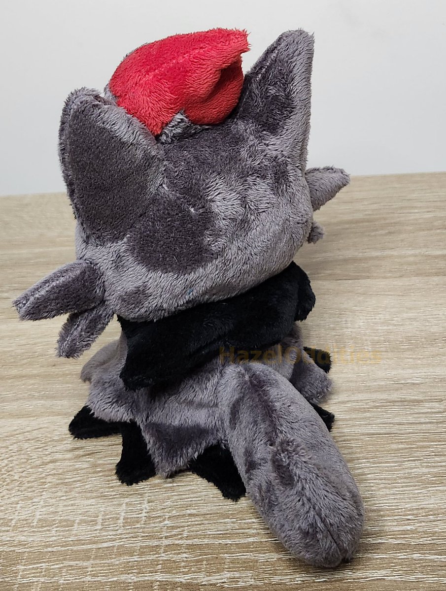 HazelOddities's tweet image. 31 Days of Mimikyu Day 27
Kalos Zorua!!!!