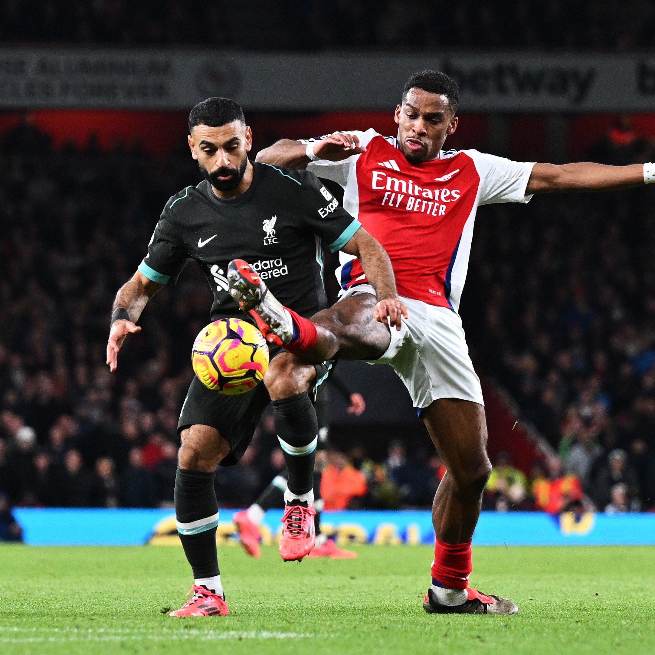 Timber tackles Salah at Emirates Stadium