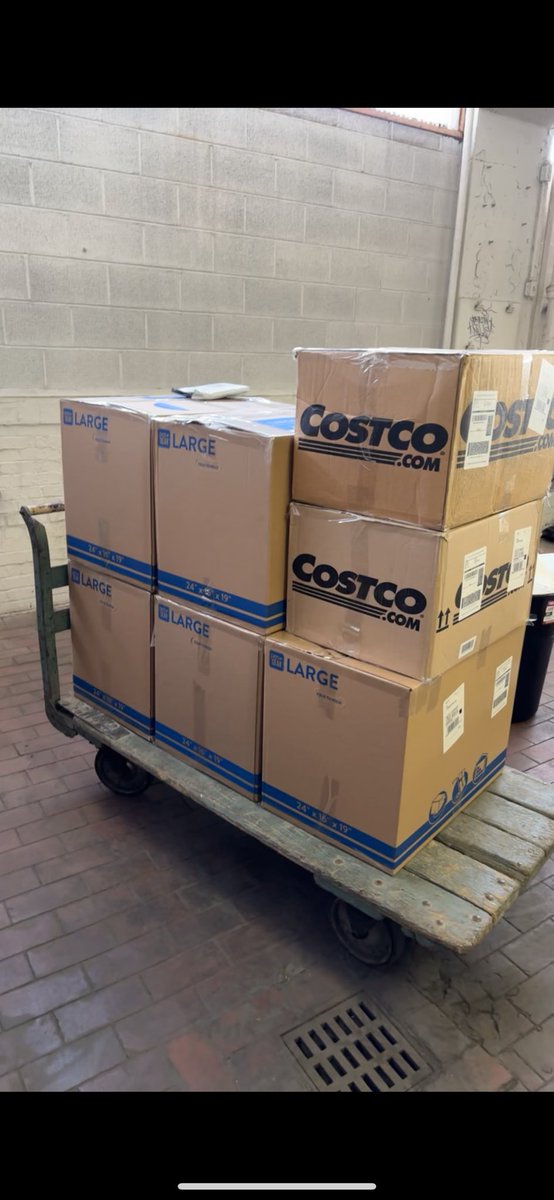 500 units unpacked, prepped, labeled, and boxed in the same day.

Light work.

Work with me!!🔥🔥🔥