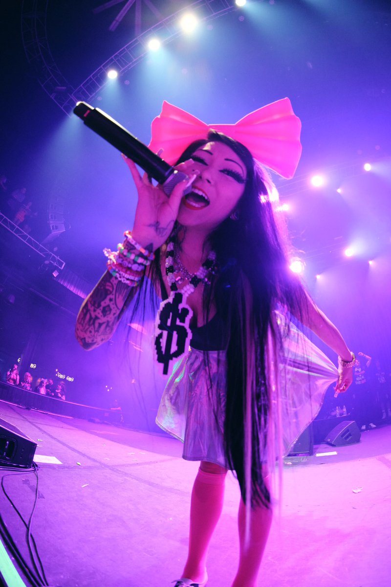 MILLIONAIRES (@themillionaires) on Twitter photo PICK IT UP BOY WEβRE GOIN TO THE RAVE πͺ©ππ₯π <a href="/brooklynbowl/">Brooklyn Bowl</a> shot by <a href="/LiveOnToor/">Alex Toor</a> <a href="/TapDatApp/">the invisible nb</a> PICK IT UP BOY WEβRE GOIN TO THE RAVE πͺ©ππ₯π <a href="/brooklynbowl/">Brooklyn Bowl</a> shot by <a href="/LiveOnToor/">Alex Toor</a> <a href="/TapDatApp/">the invisible nb</a>