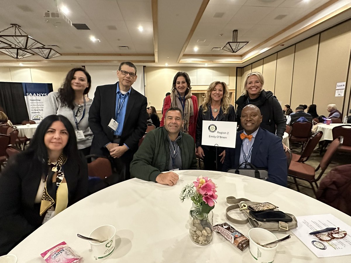 karen bronson tweet media