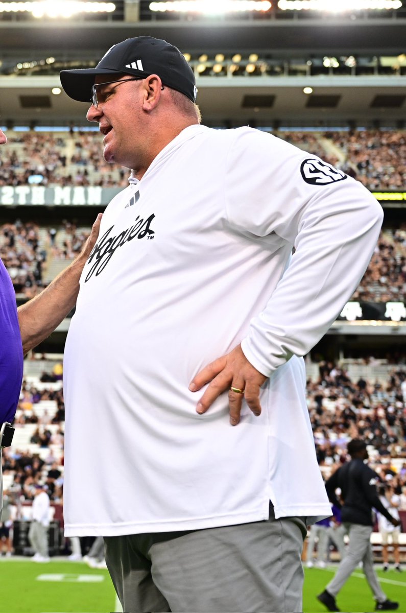 SSN_TAMU's tweet photo. Believe it or not, this is the peak male physique https://t.co/b1t53f91ew
