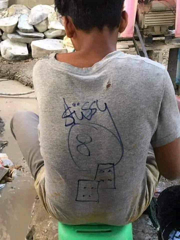 ผู้ชายธรรมดา เสื้อแบรนด์ขาดๆ นั่งก้อมโม่หิน รักครอบครัว นอนเสื่อมีมุ้ง แต่รักจริงหวังแต่ง “นาย…ไอ๊สึ”