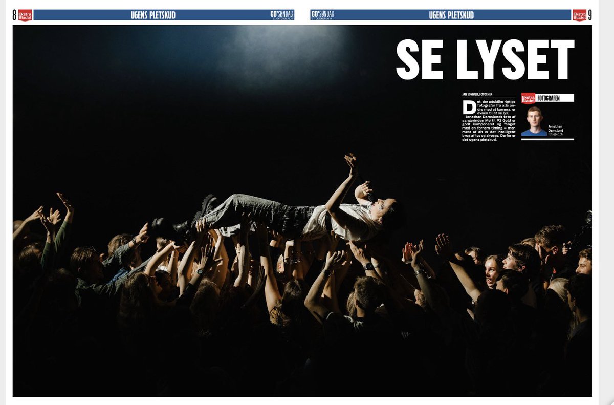 Jan Sommer (@jsjsfrede) on Twitter photo SE LYSET
Det, der adskiller rigtige fotografer fra alle andre med et kamera, er evnen til at se lys.
Jonathan Damslunds foto af sangerinden Mø til P3 Guld er godt komponeret og  timet – men mest af alt er det intelligent brug af lys og skygge. 📸:Jonathan Damslund SE LYSET
Det, der adskiller rigtige fotografer fra alle andre med et kamera, er evnen til at se lys.
Jonathan Damslunds foto af sangerinden Mø til P3 Guld er godt komponeret og  timet – men mest af alt er det intelligent brug af lys og skygge. 📸:Jonathan Damslund