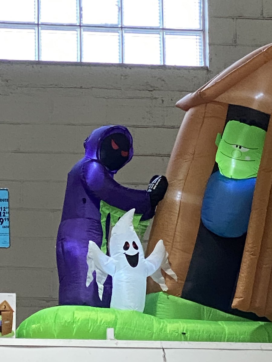 perkaholic_s's tweet image. @LilRevive what you doin at Menards??
@OfficialJoshA