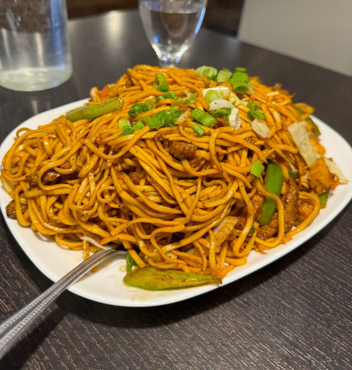 KeepitHalalKWC's tweet photo. Experience Asian cuisine like never before 🍜🥢 Blue Chopsticks brings authentic flavors with a modern twist. #BlueChopsticks #AsianEats https://t.co/A1fhGwiS9u