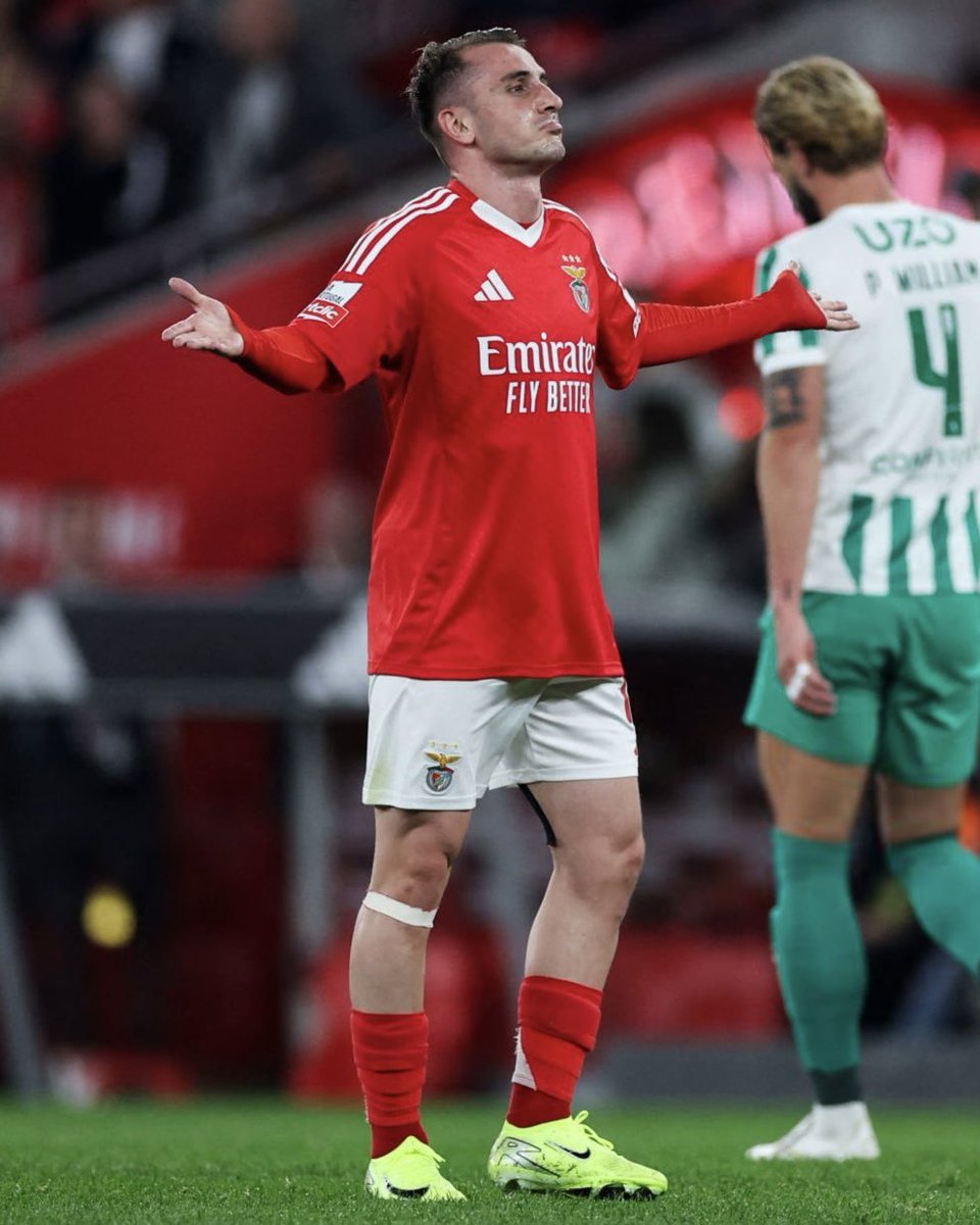 Hat-trick na primeira parte 🪄