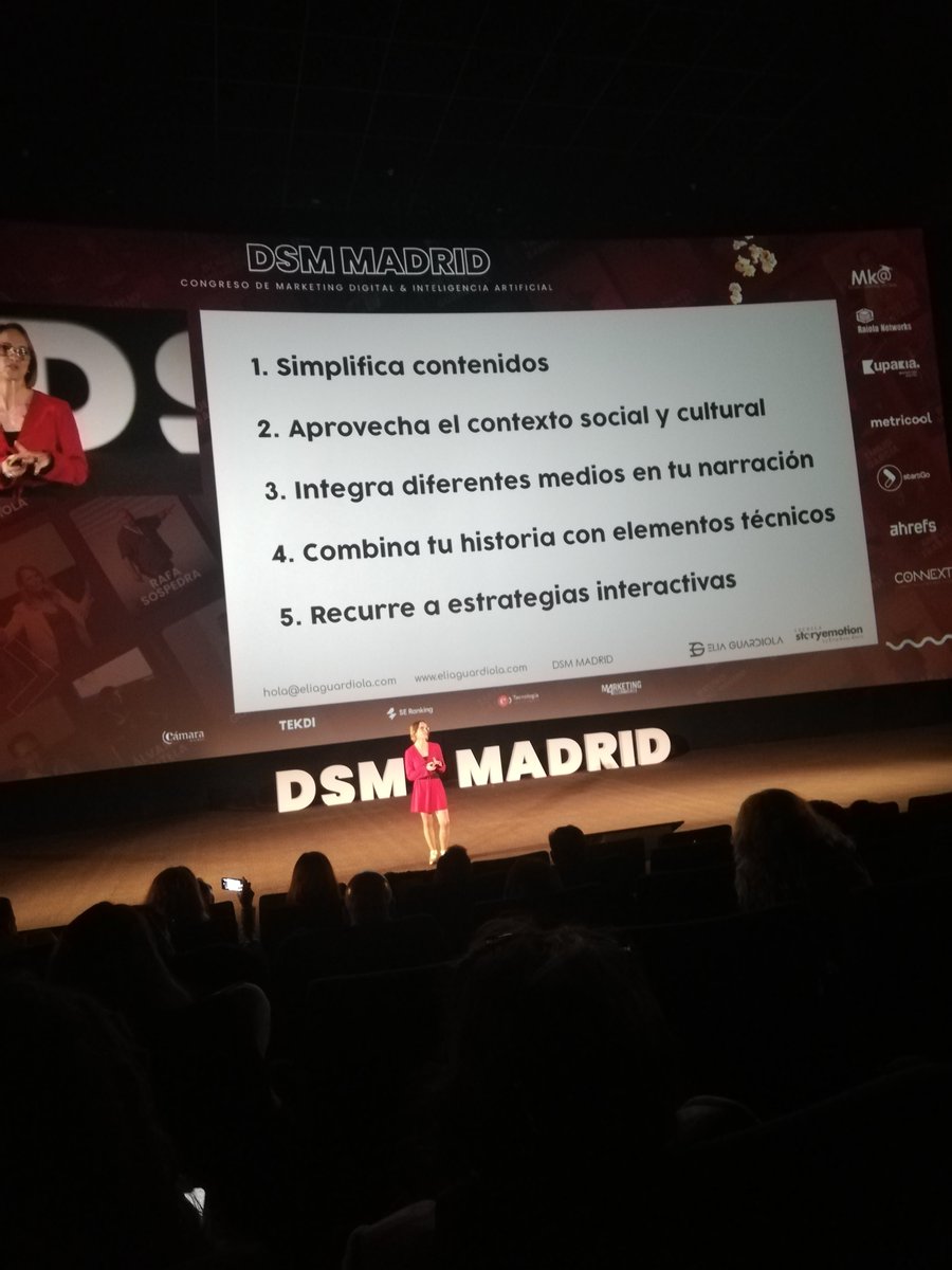 EVento DSM Madrid

Qué fuerza Elia Guardiola.
Nos explicó como piblicar conenidos dándonos unos tips muy valiosos.
¡Qué buenea ponencia!