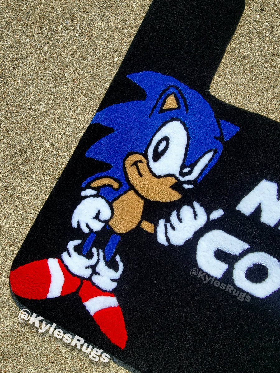 KylesRugs's tweet photo. 🖤💙 #SonicTheHedeghog #TuftedRug #Etsy https://t.co/QJ9SfmPKIM