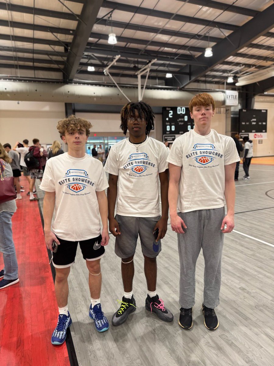 Teays Valley Christian Basketball (@teaysbball) on Twitter photo Proud of these 3 TVCS Lions for representing at the <a href="/elite_showcases/">Elite Showcases</a> today. Keep it up men! 🦁
<a href="/JCastillo24_/">Jayden Castillo</a>
<a href="/_Elijah5/">Eli Pendleton †</a>
<a href="/AlexStarche30/">Alex Starcher</a> Proud of these 3 TVCS Lions for representing at the <a href="/elite_showcases/">Elite Showcases</a> today. Keep it up men! 🦁
<a href="/JCastillo24_/">Jayden Castillo</a>
<a href="/_Elijah5/">Eli Pendleton †</a>
<a href="/AlexStarche30/">Alex Starcher</a>