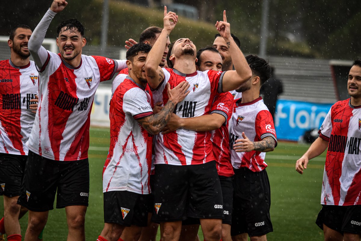 📸‼️4️⃣ fotos de la 𝗩𝗜𝗖𝗧𝗢̀𝗥𝗜𝗔 (3️⃣-0️⃣) a la #LligaElit de la <a href="/UERubi/">Unió Esportiva Rubí</a> 🆚 el #UERapitenca!

(📸: <a href="/EricSales9/">𝗘𝗥𝗜𝗖</a>)