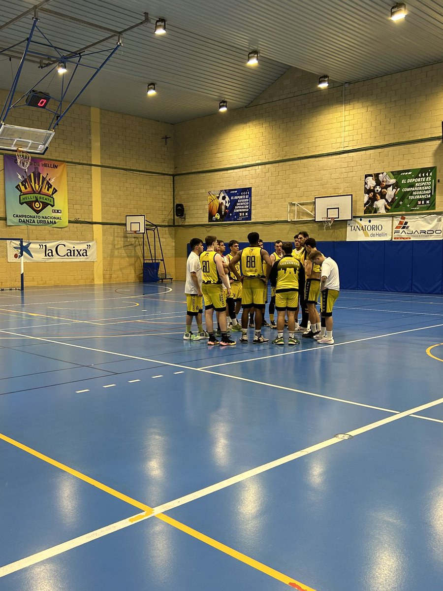 ADB_Hellin's tweet photo. ADB Hellin vence a Cervantes de C.Real en un partido emocionante y lleno de intensidad (60-57) https://t.co/FPDIRqlI92